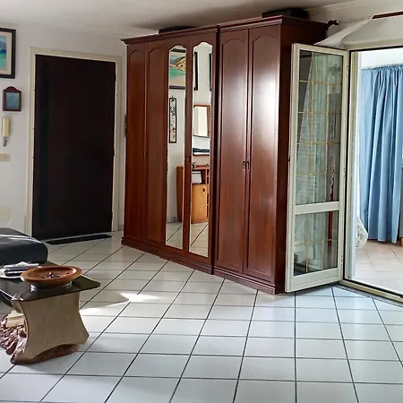 Holiday home A Casa Dell' Artista Fiumicino